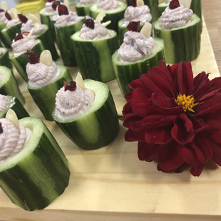 Cucumber cups