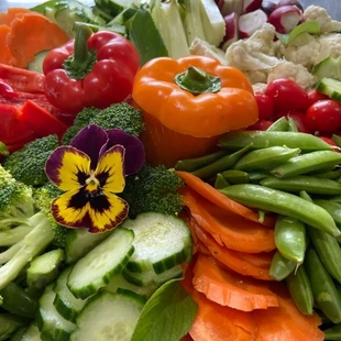 Seasonal Veg Tray