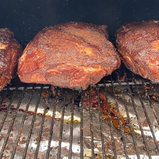 Dinner -Pulled Pork, Turkey Sausage